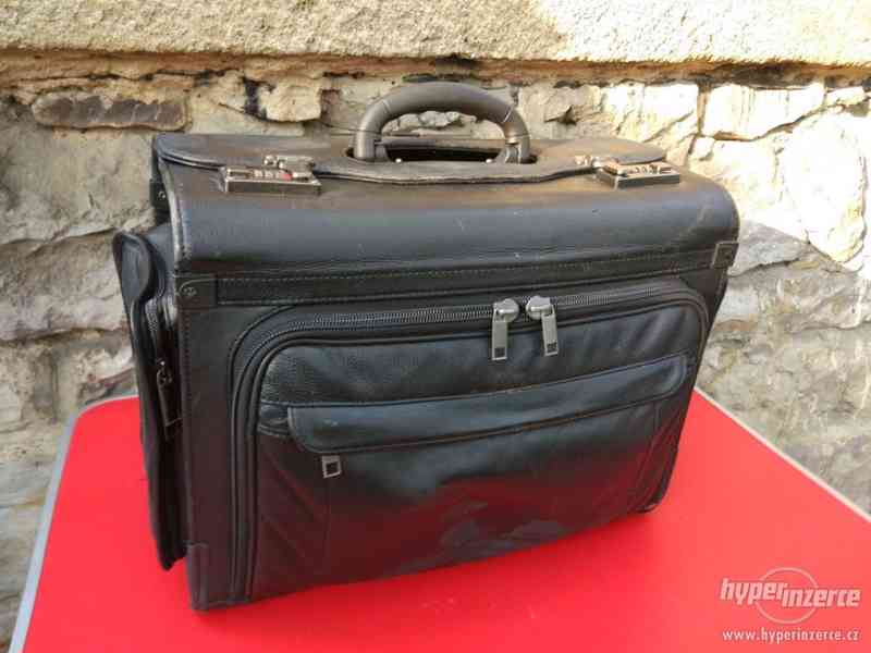 Prostorný kožený kufr na kolečkách, i pro notebook, s výsuvn - foto 5