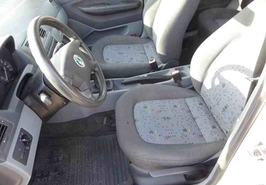 Škoda Fabia 1.9 SDI Combi r.v.2003 (STK:2/2028) - foto 12