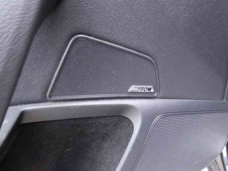 ŠKODA Superb Combi L&K 2,0 TDI 140 kW DSG, 3060 - foto 16