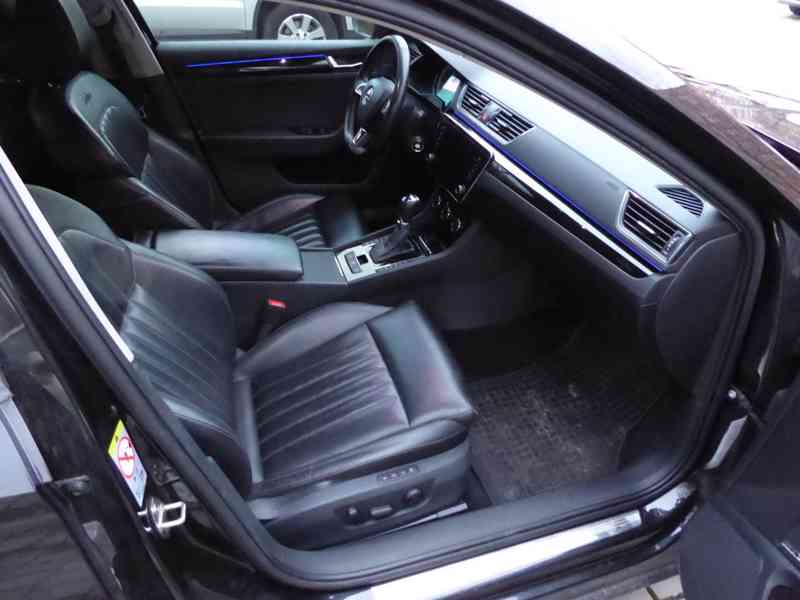 ŠKODA Superb Combi L&K 2,0 TDI 140 kW DSG, 3060 - foto 13