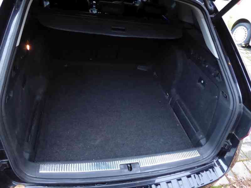 ŠKODA Superb Combi L&K 2,0 TDI 140 kW DSG, 3060 - foto 9