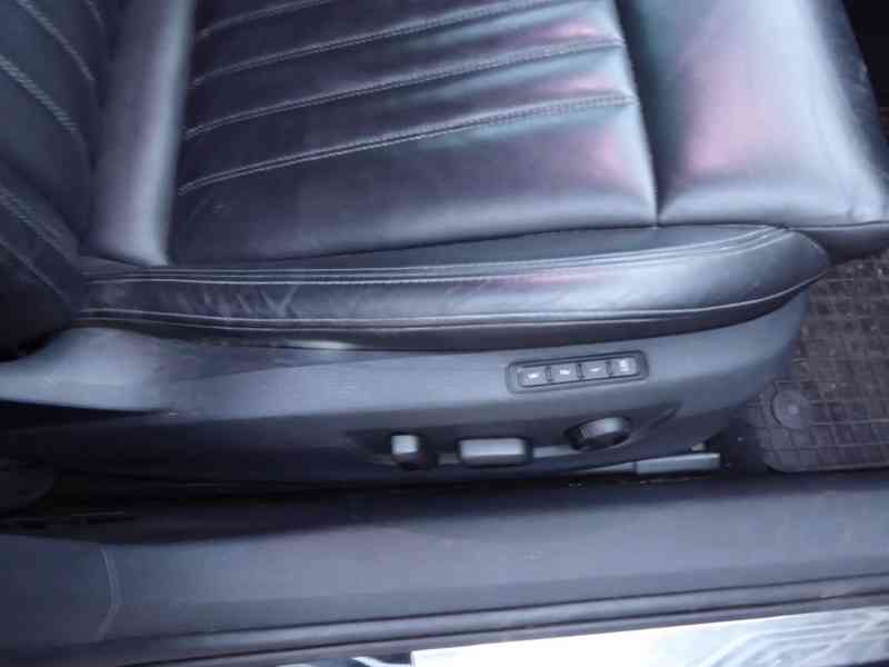 ŠKODA Superb Combi L&K 2,0 TDI 140 kW DSG, 3060 - foto 14