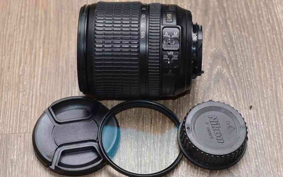 NIKON AF-S DX NIKKOR 18-105mm 1:3.5-5.6 G ED VR*UV