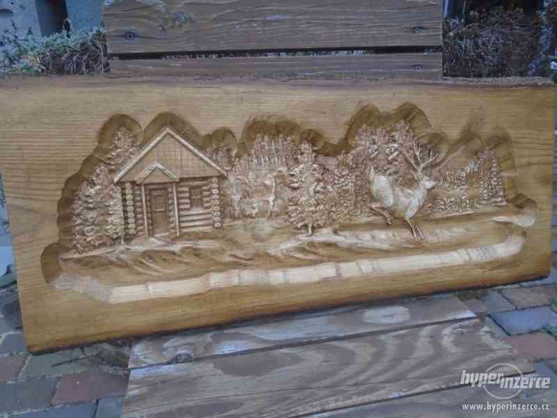 Drevorezba hodiny - foto 8