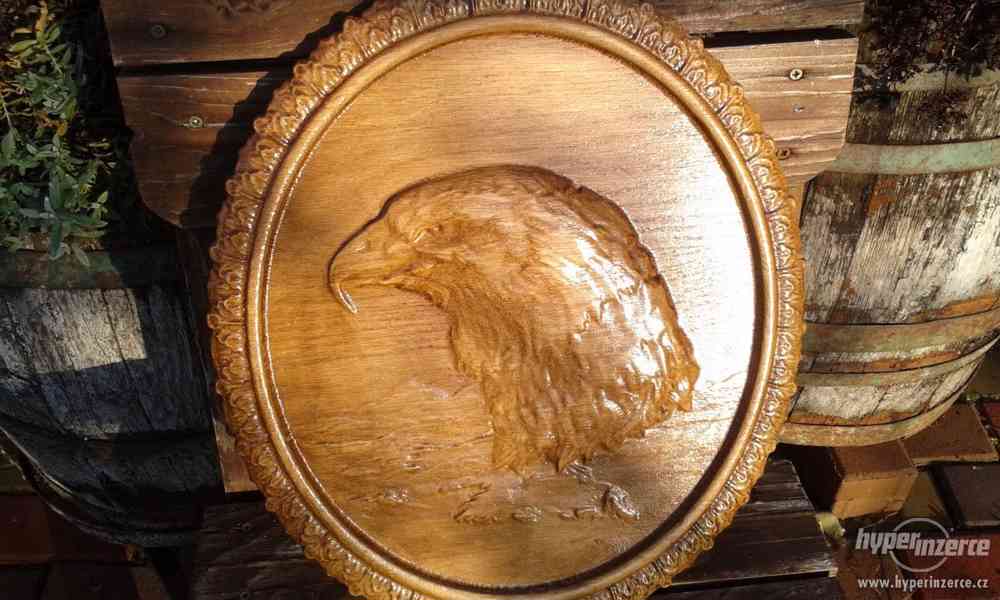 Drevorezba hodiny - foto 10