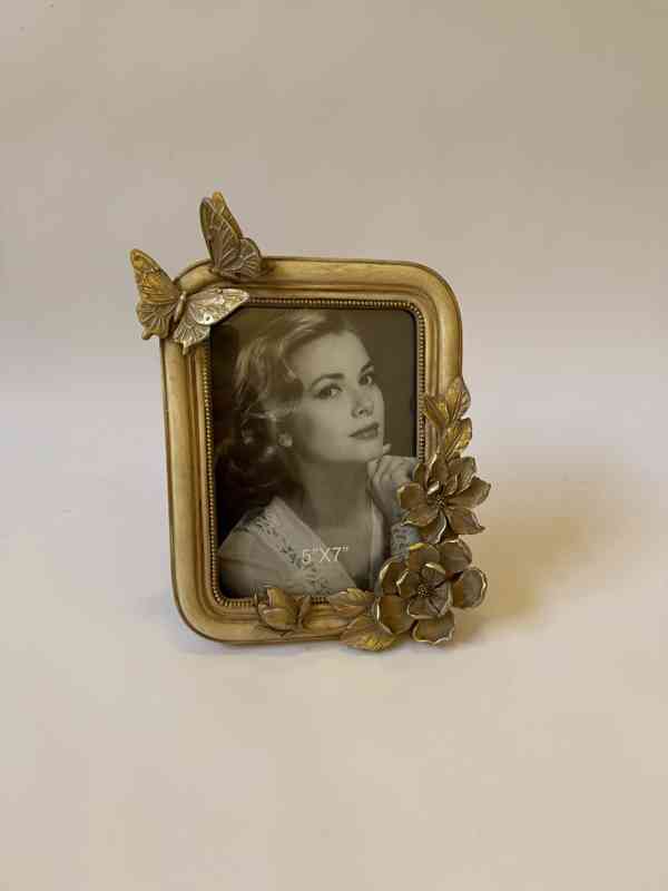 Zlatý rámeček na foto motýl - secese - foto 1