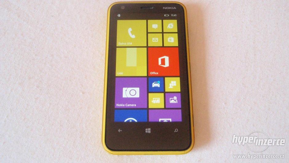 Nokia Lumia 620 dotykový mobilní telefon + příslušenství - foto 1