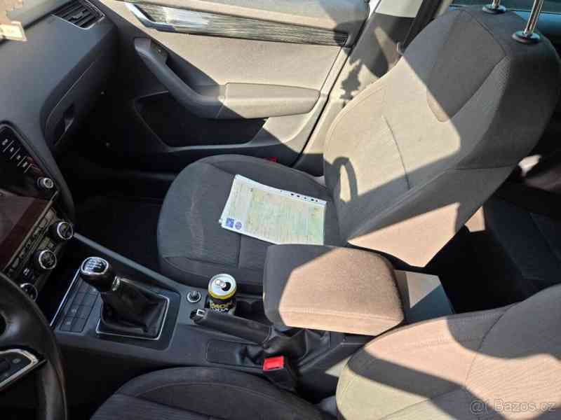 Škoda Octavia 1,6   TDI - foto 8