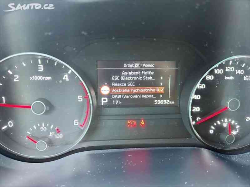 Kia Sportage 2,0 - foto 9
