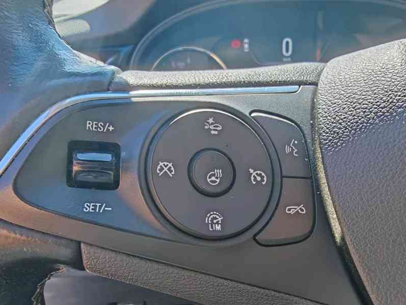 Opel Insignia 2.0d Bussines Innovation 125kw - foto 7