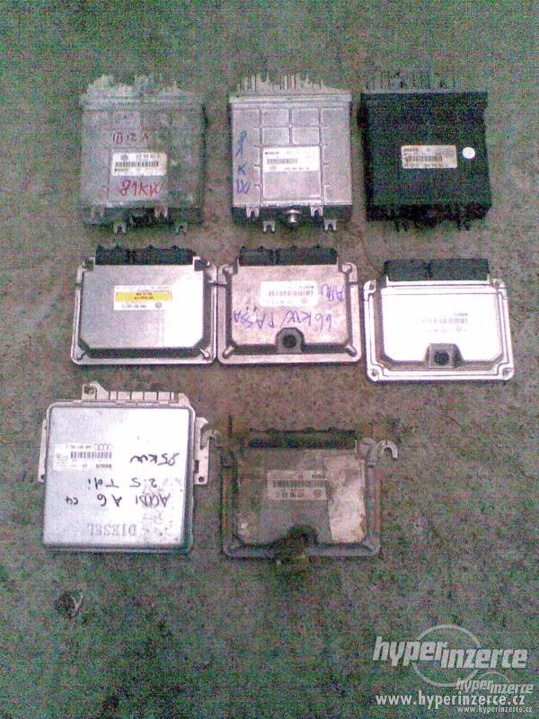 řj, startér motoru audi 80 2,0 5 válec - foto 1