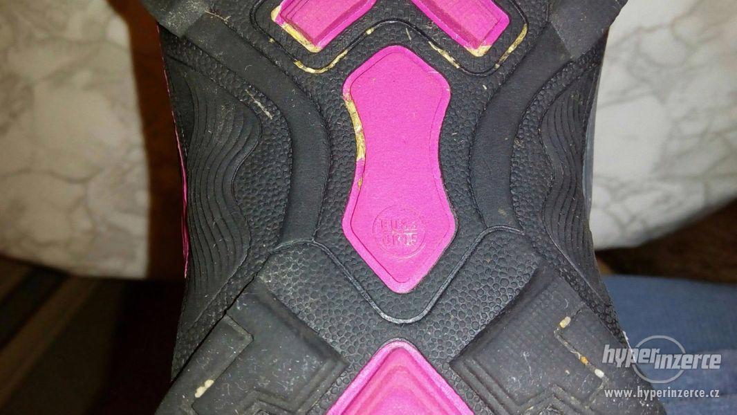 Nepromokavé trekingové boty vel. 33 - foto 6