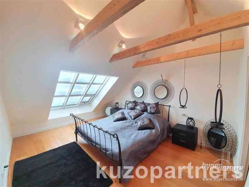 Prostorný byt 2+kk/124m2  Opletalova 23 Praha 1 - foto 5