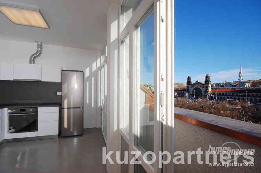 Prostorný byt 2+kk/124m2  Opletalova 23 Praha 1 - foto 8