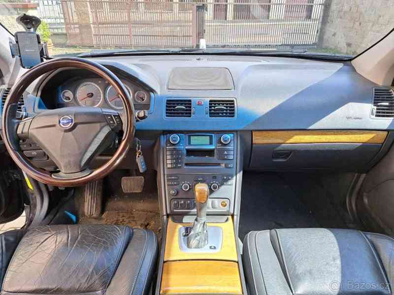Volvo XC90 4.4 V8 - foto 9