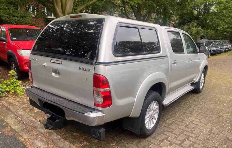 Toyota Hilux3.0 D-4D 126kw - foto 12