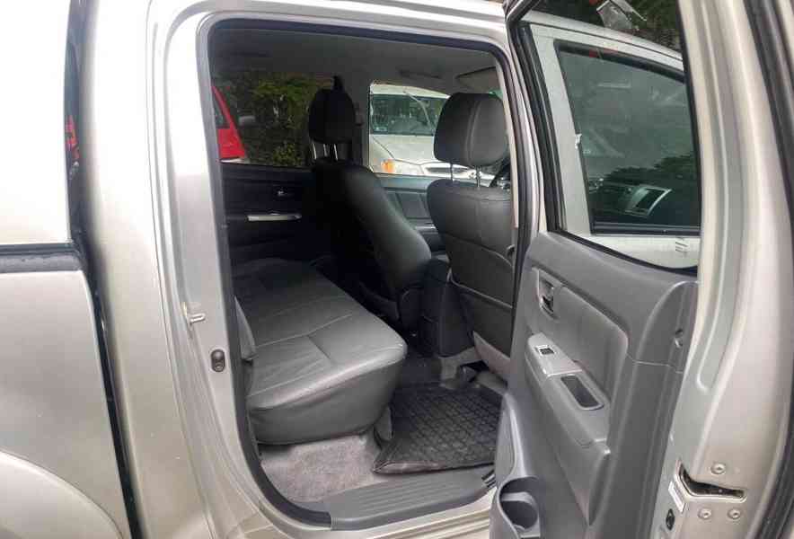 Toyota Hilux3.0 D-4D 126kw - foto 15