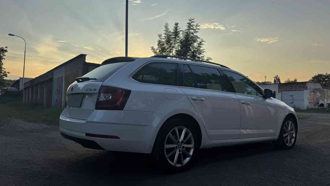 Škoda Octavia, 1.5 TSi, Full LED - foto 4