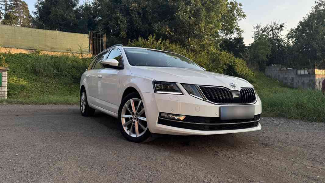 Škoda Octavia, 1.5 TSi, Full LED - foto 8