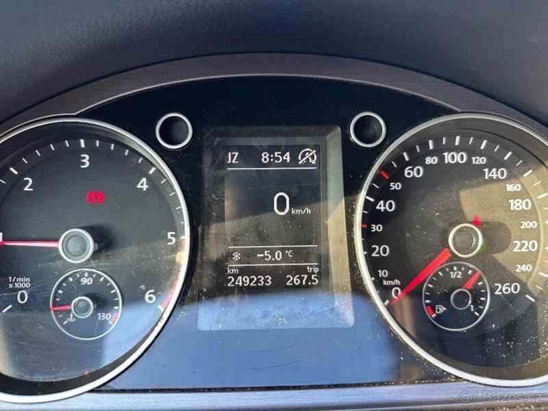 Volkswagen Passat 2,0   B7 TDI 103kw automat - foto 6