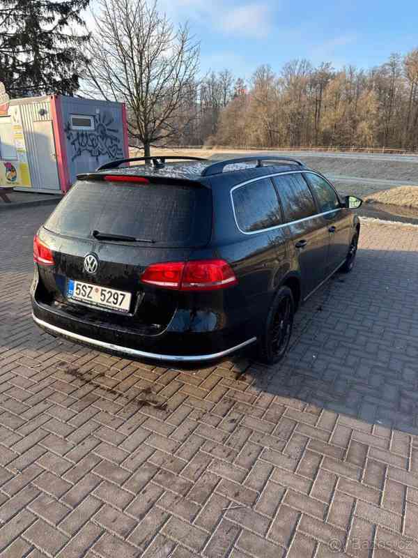 Volkswagen Passat 2,0   B7 TDI 103kw automat - foto 5