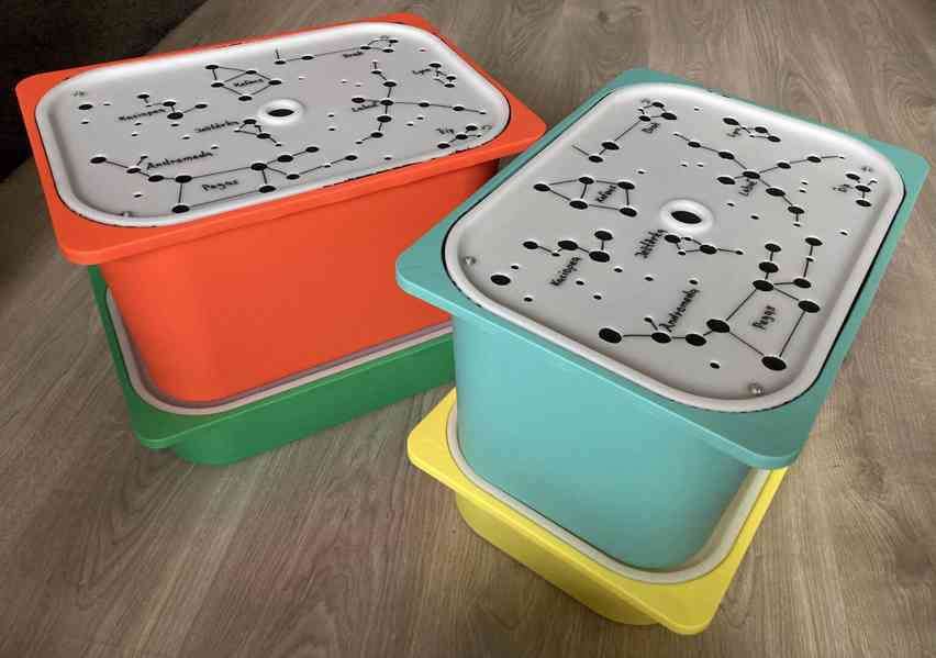 Barevný kompostér s víkem s hvězdnou oblohou - foto 8