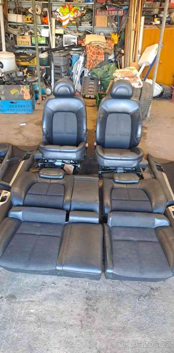 Peugeot 407 Sada sedaček .K vyzvednutí v Žatci.606 247 137 C - foto 1