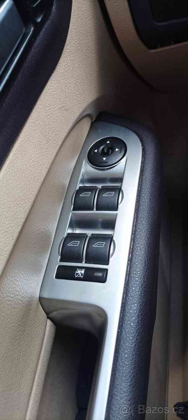 Ford Focus 2,0   CC TDCI - foto 5