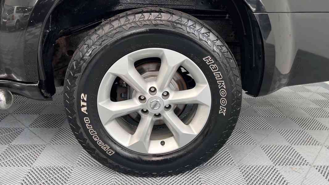 Nissan Pathfinder 2.5 dCi SE 140kw - foto 14
