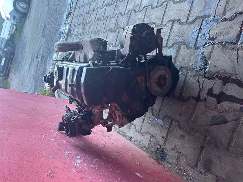 Motor 1,4i AKD 55KW Peugeot 205 záruka kompletní - foto 2