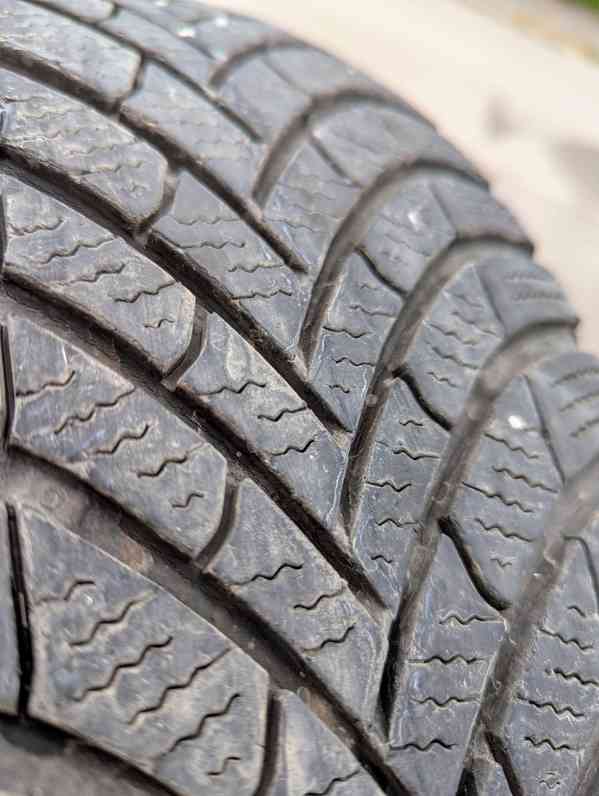 Zimní pneu 205/60R16 92H - foto 6