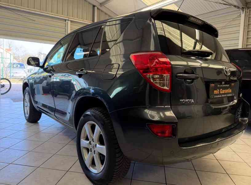 Toyota RAV 4 2.0i 4x4 Team benzín 112kw - foto 20