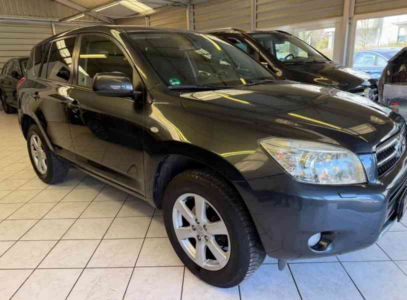 Toyota RAV 4 2.0i 4x4 Team benzín 112kw - foto 4