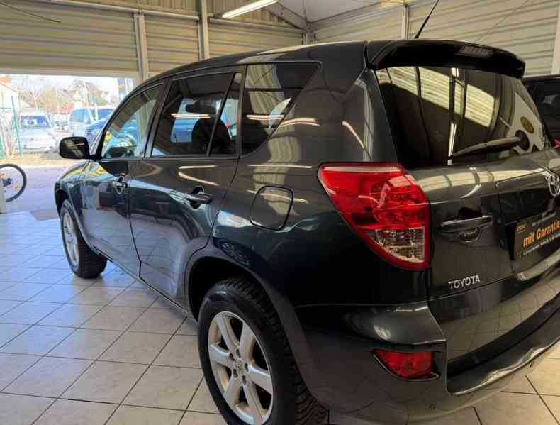 Toyota RAV 4 2.0i 4x4 Team benzín 112kw - foto 19