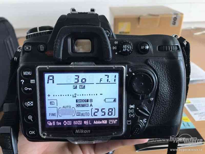 Nikon d300 + nikkor 18-105 + bohaté příslušenství - foto 5