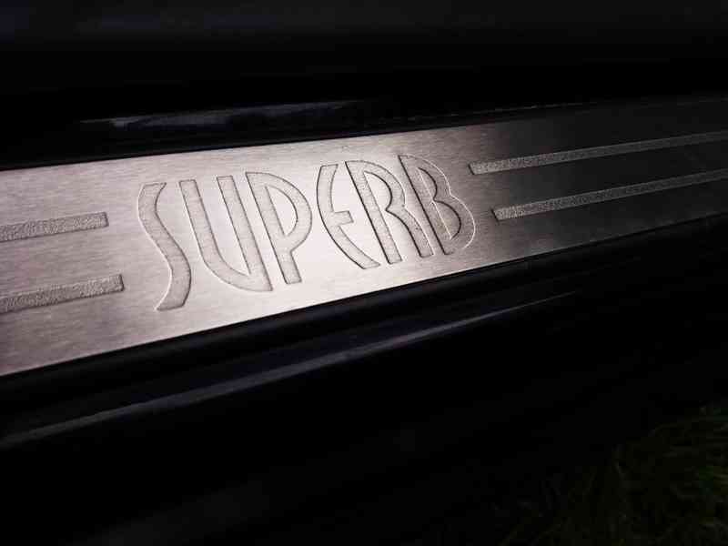 Škoda Superb 2.5 TDI, TOP výbava, 114 kW, automat - foto 10
