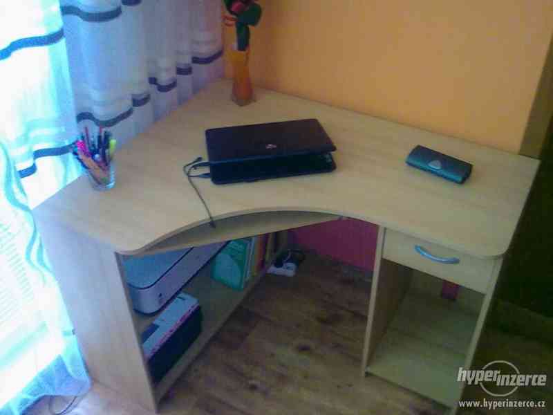 Prodám nový PC stůl - foto 2