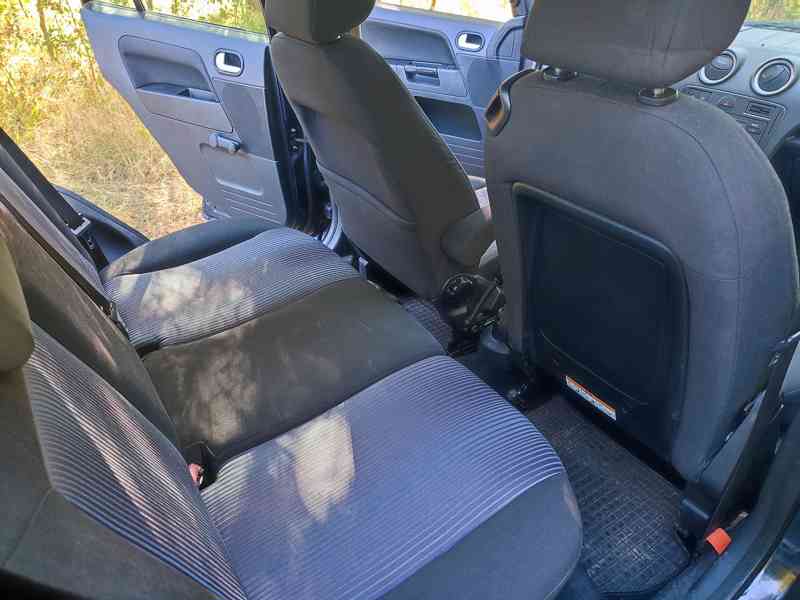 Ford Fusion 139 000 km - foto 8