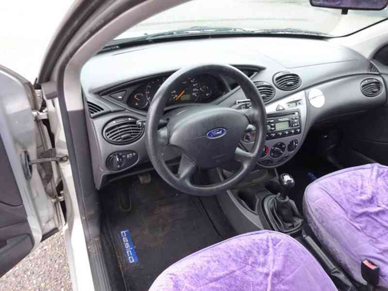 Ford Focus, 1.6i (74 KW) - foto 5