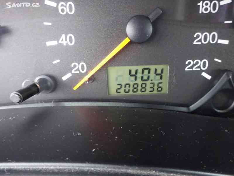 Ford Focus, 1.6i (74 KW) - foto 7