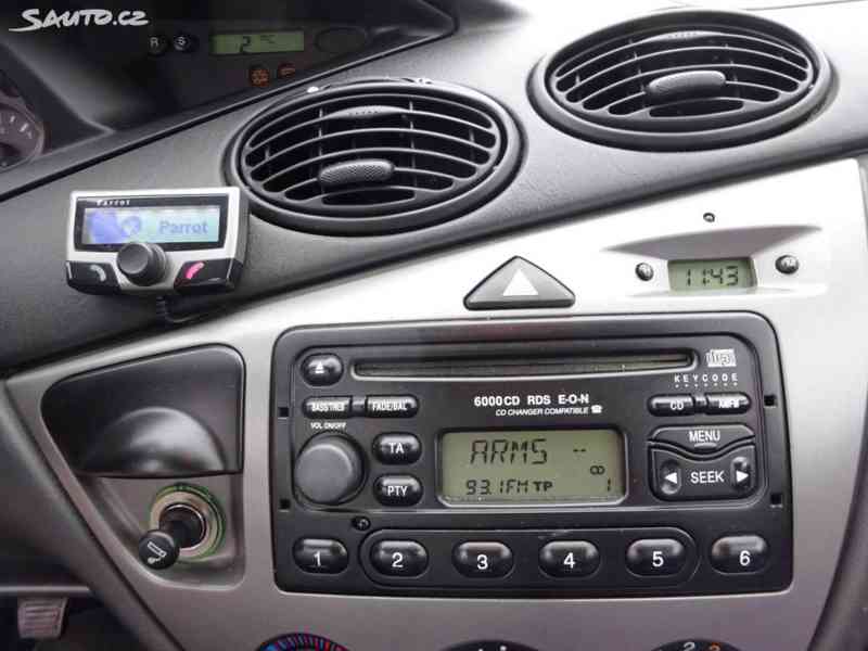 Ford Focus, 1.6i (74 KW) - foto 11