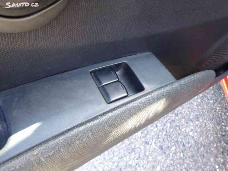 Nissan Micra 1.5 DCI r.v.2005 AUTOMAT 2.Majitel seviska - foto 6