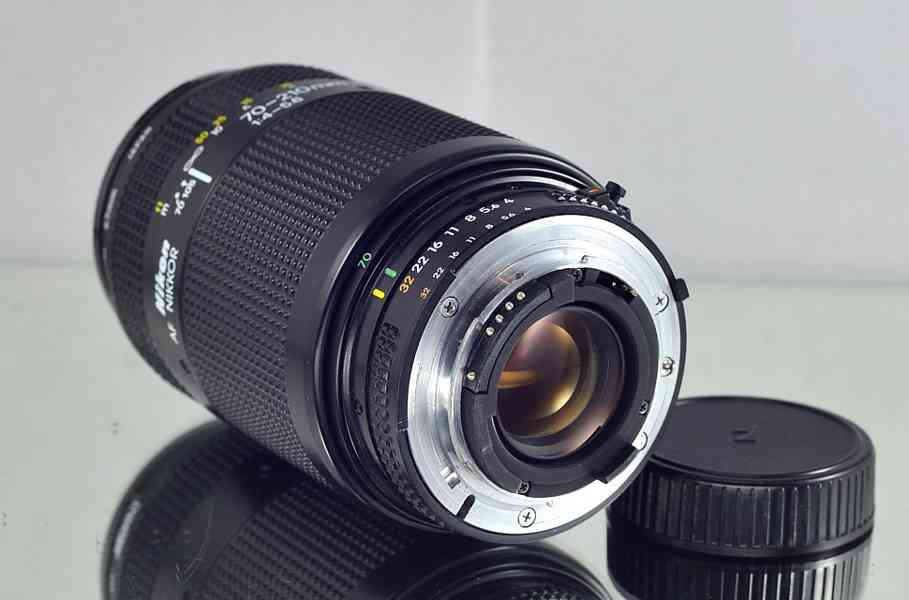 NIKON AF NIKKOR 70-210mm 1:4-5.6 *full-frame  - foto 4