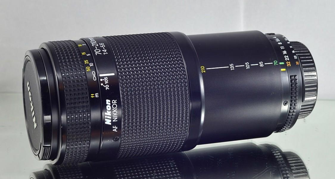 NIKON AF NIKKOR 70-210mm 1:4-5.6 *full-frame  - foto 5