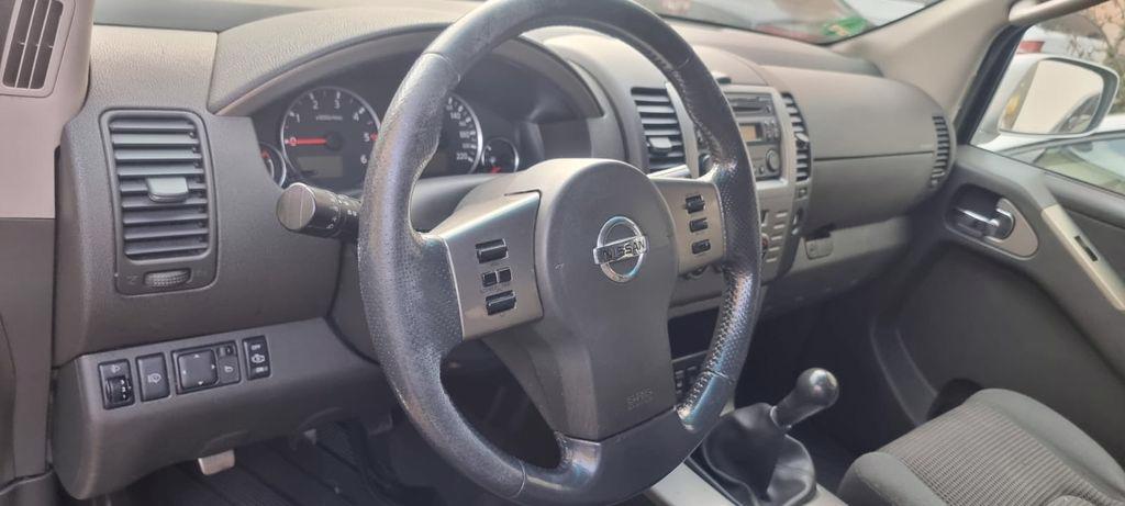 Nissan Pathfinder 2.5 dCi 7 míst 4x4 128kw - foto 4