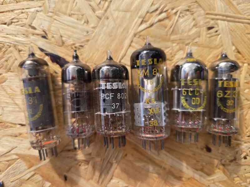 Sada elektronek - foto 3