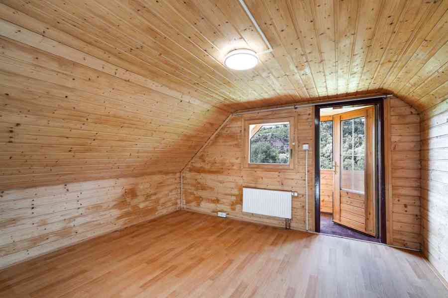 Prodej domku/chaty 3+kk na vlastním pozemku na okraji lesa. - foto 17