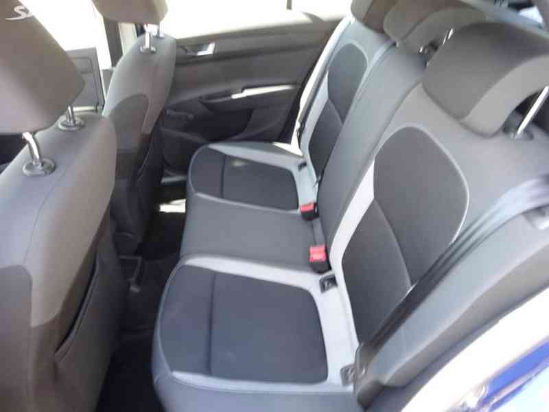 Škoda Fabia, 1.0 TSI (70 KW) EL.SERVISKA - foto 16