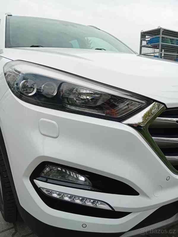 Hyundai Tucson 2,0   4x4 - foto 13