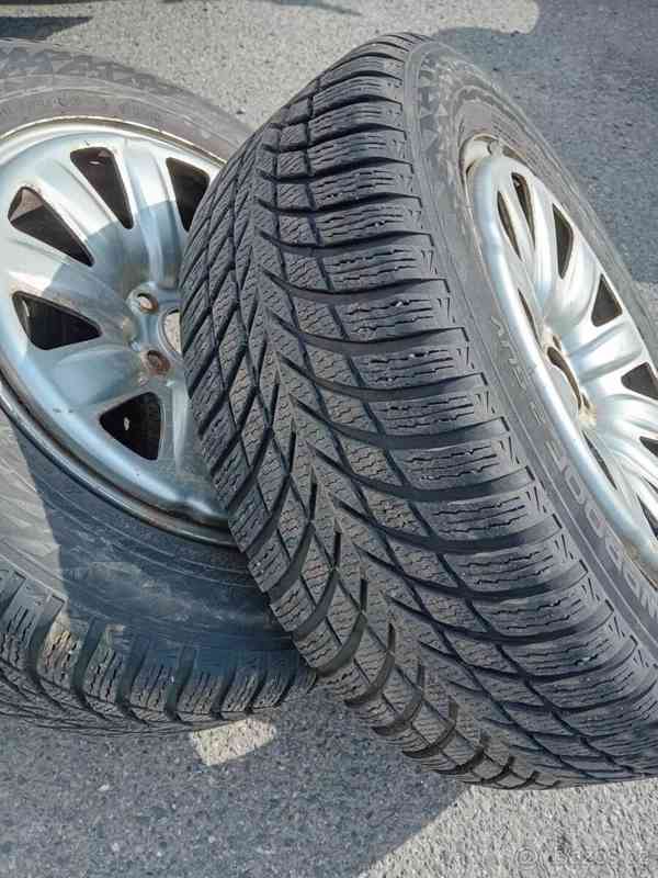 Hyundai Tucson 2,0   4x4 - foto 4